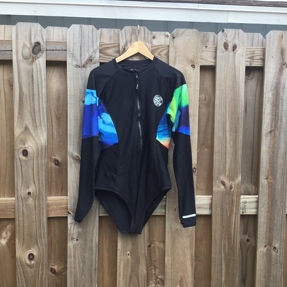 Axesea rash guard bodysuit